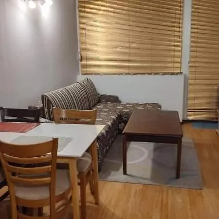 клара בורגאס
